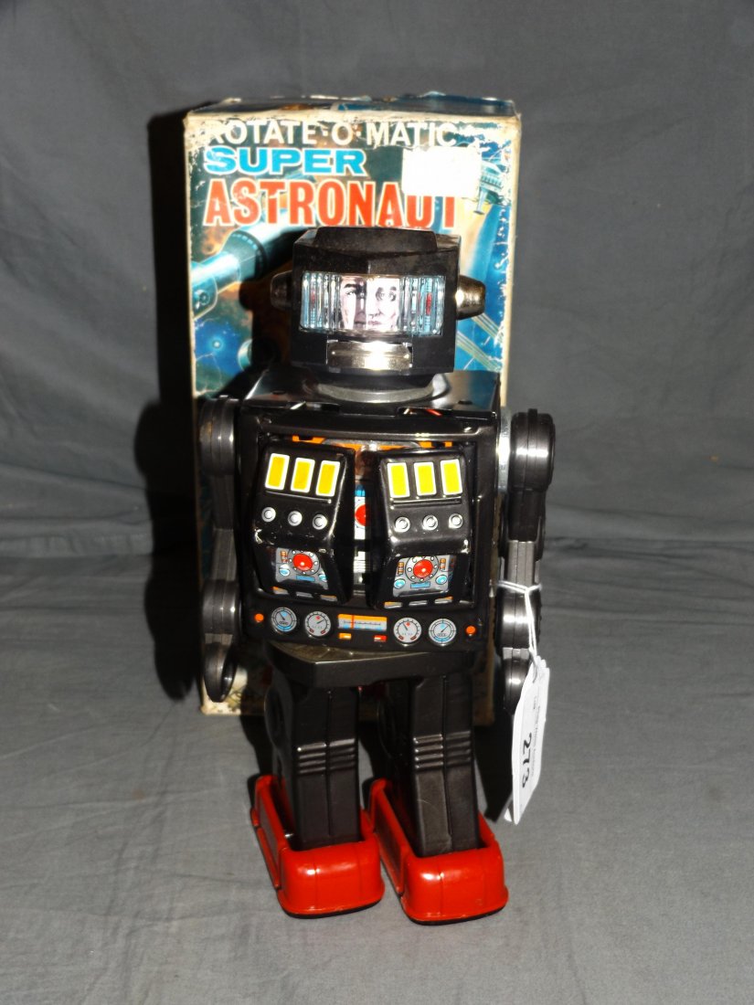 Boxed Rotate-O-Matic Super Astronaut Robot (1 of 6)