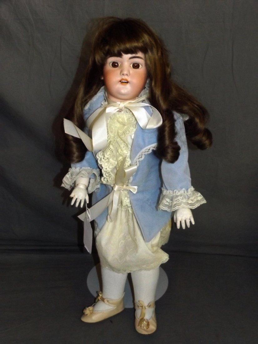 Simon and Halbig 1079 (1 of 4)