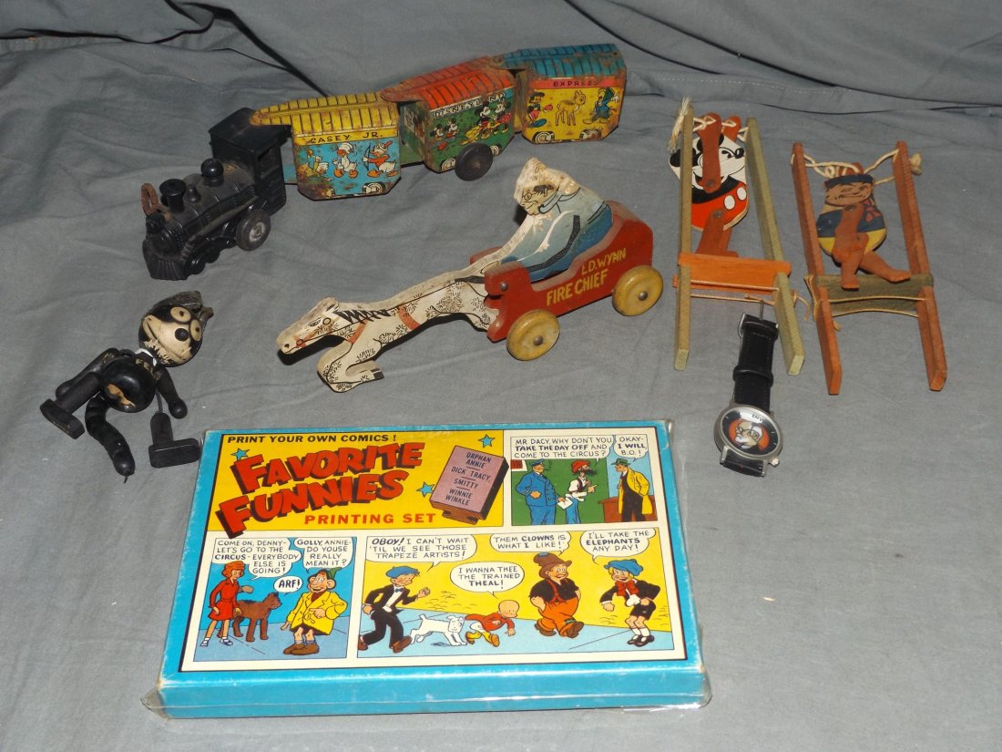 Lot of Miscellaneous Character Toys (1 of 3)