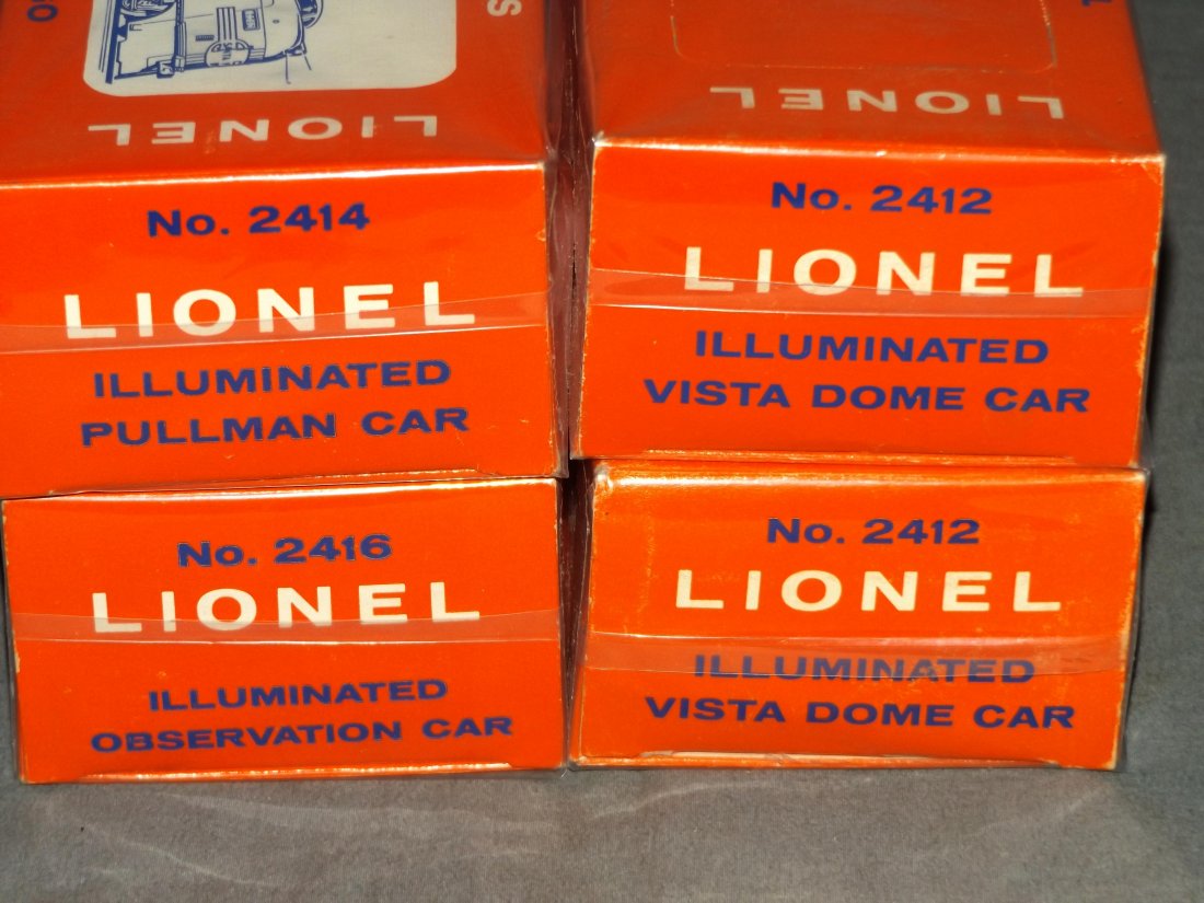 Lionel Passenger Car Set (1 of 2)
