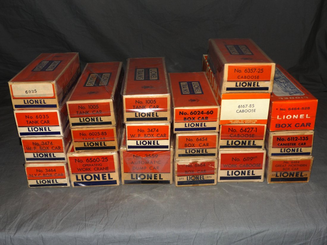 Large Lot of Lionel Freight Cars, Boxed (1 of 4)