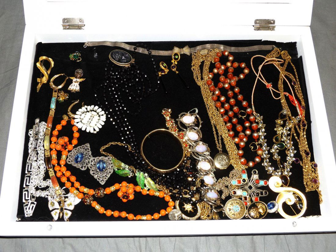 Vintage/Designer Jewelry.: Tray lot includes pieces of vintage designer jewelry -- may include Hattie Carnagie, Coro, Gicenchy, Tiffany Kramer Marvella and more. Value, condition and quality varies. Examine and bid accordingly.