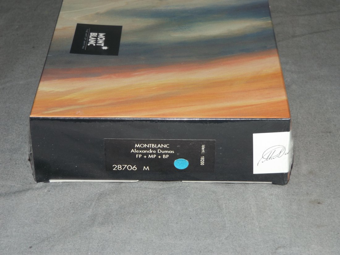 Montblanc Alexandre Dumas Set, Sealed Orig Box (1 of 3)