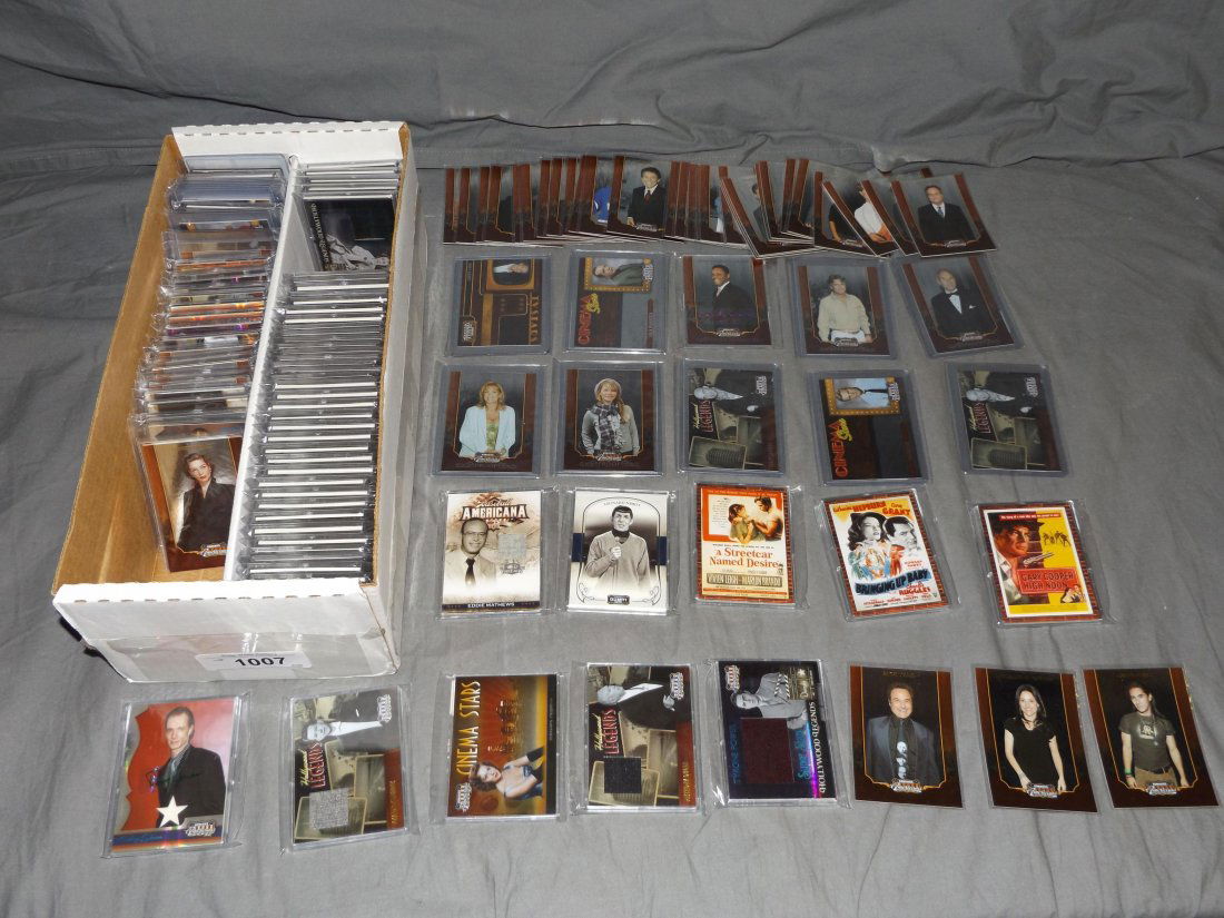 Hollywood Legends Card Lot. (1 of 5)