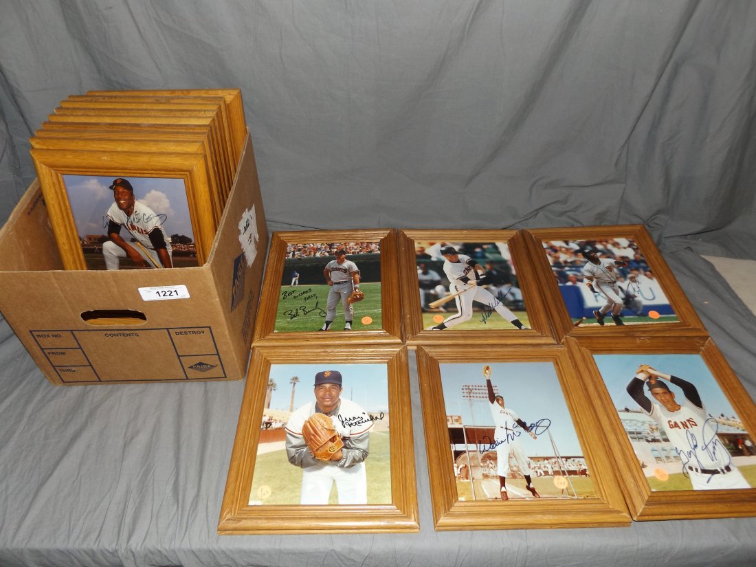 Lot of 15 Signed Baseball 8x10 Photos (1 of 4)