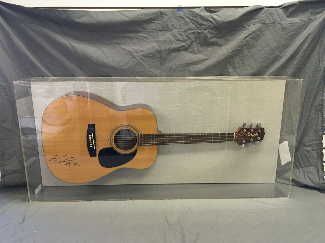 Kenny Loggins Signed Takamine #G Series Guitar (1 of 4)