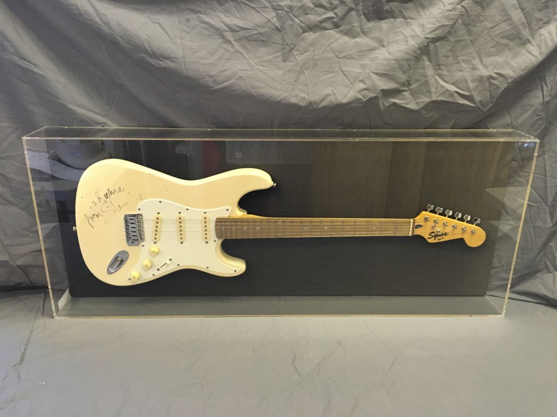 Steve Winwood Signed Fender Stratocaster Guitar (1 of 4)