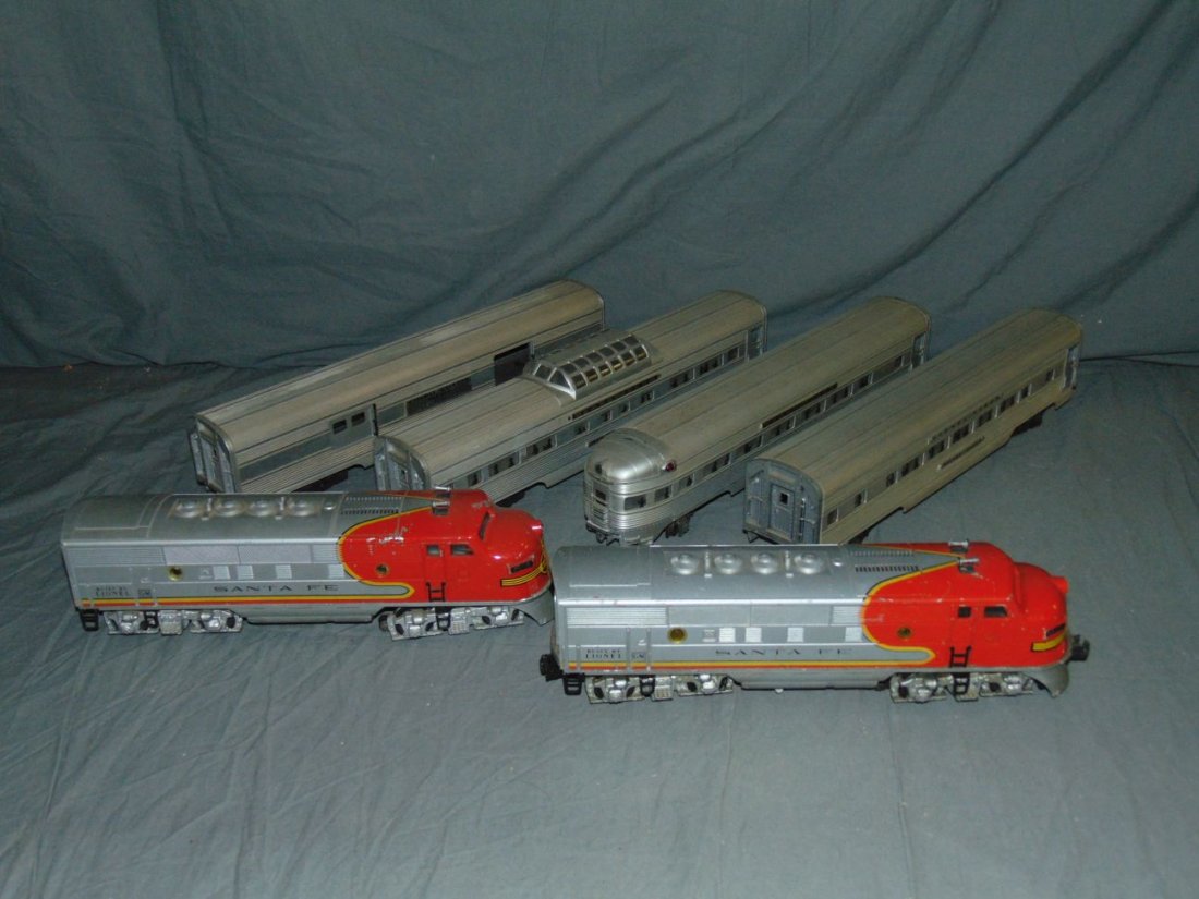 Lionel 2353 F-3 SF Diesels & Passenger Cars (1 of 8)