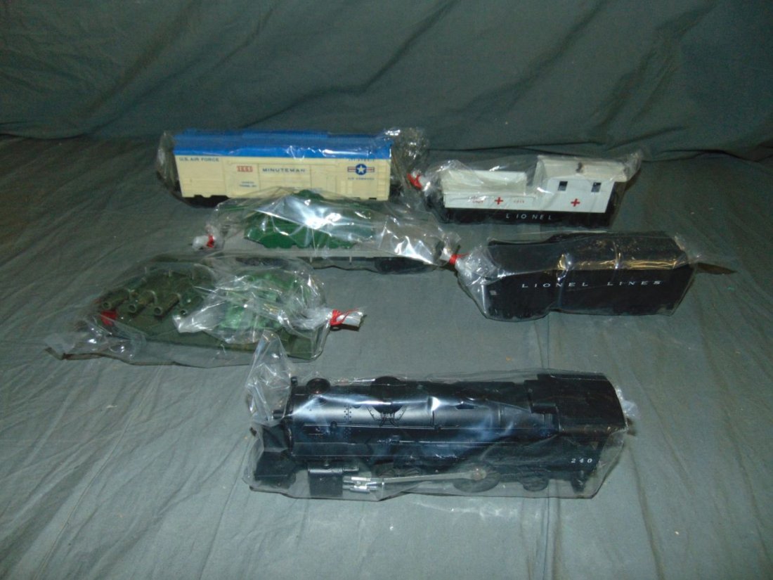 Lionel Sears Military Steam Set 9820, No Boxes (1 of 4)