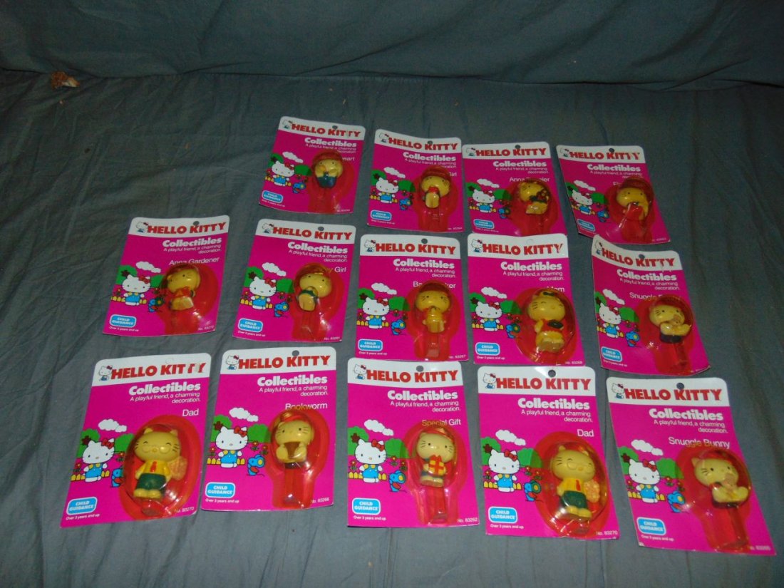 Vintage Hello Kitty Collectibles Lot: All mint on card.