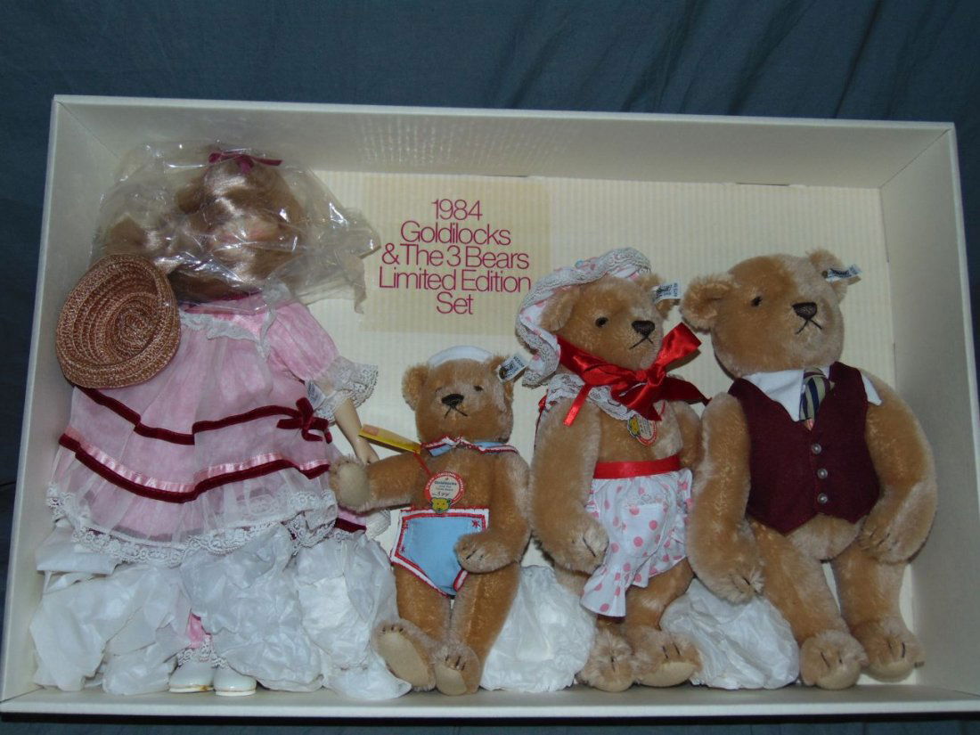 Suzanne Gibson Goldilocks & 3 Bears Set (1 of 2)