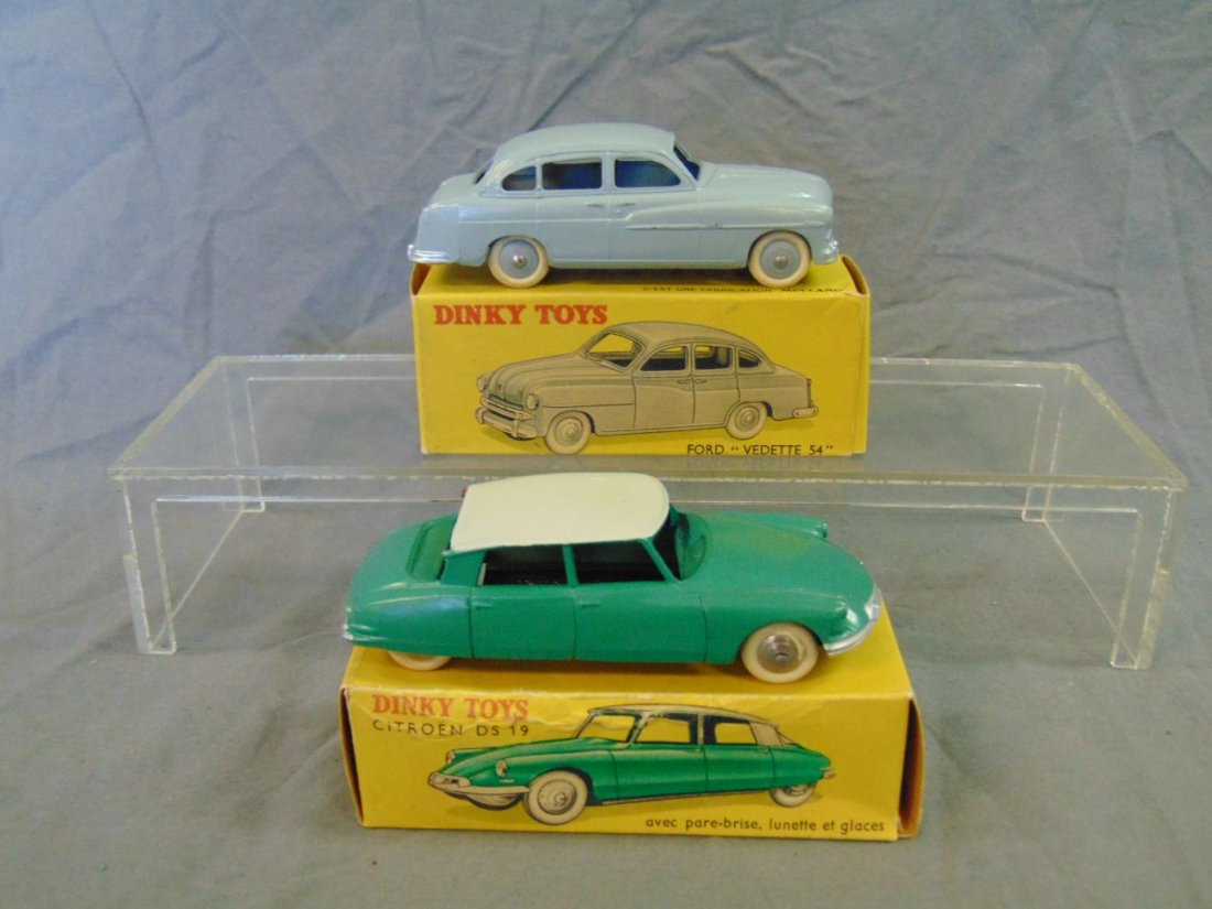 Lot of 2 Boxed Dinky Vehicles 24X & 24CP (1 of 4)