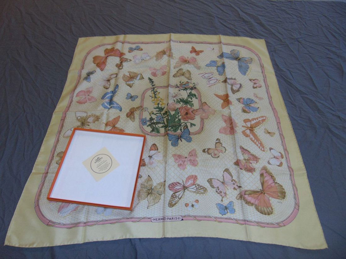 Hermes Silk Scarf."Farandole" by Caty Latham +box (1 of 5)