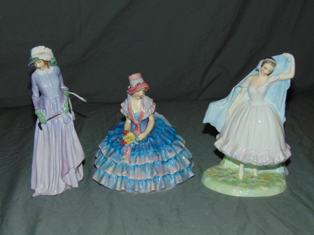 Royal Doulton Figurines. Lot of 3 (1 of 3)