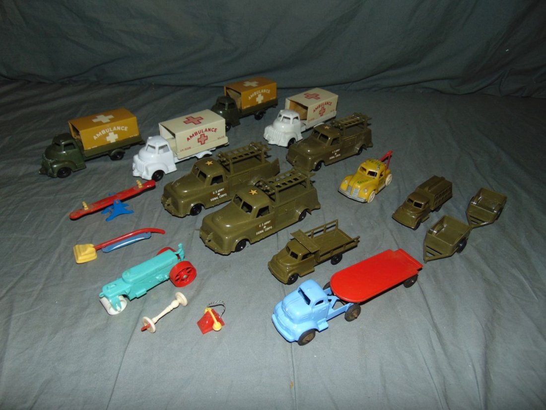 Great Lot of Banner Plastic Vehicles (1 of 4)
