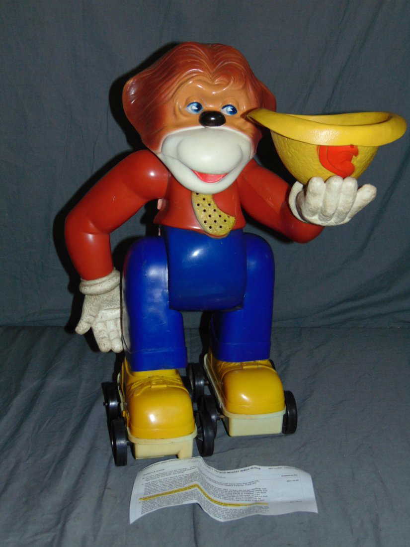 Ideal Battery Operated Clancy the Great Monkey