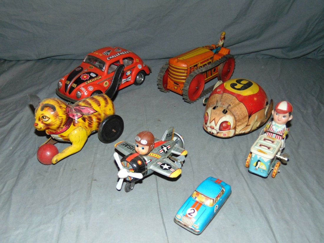 Assorted Tin Lithographed Toy Lot (1 of 2)