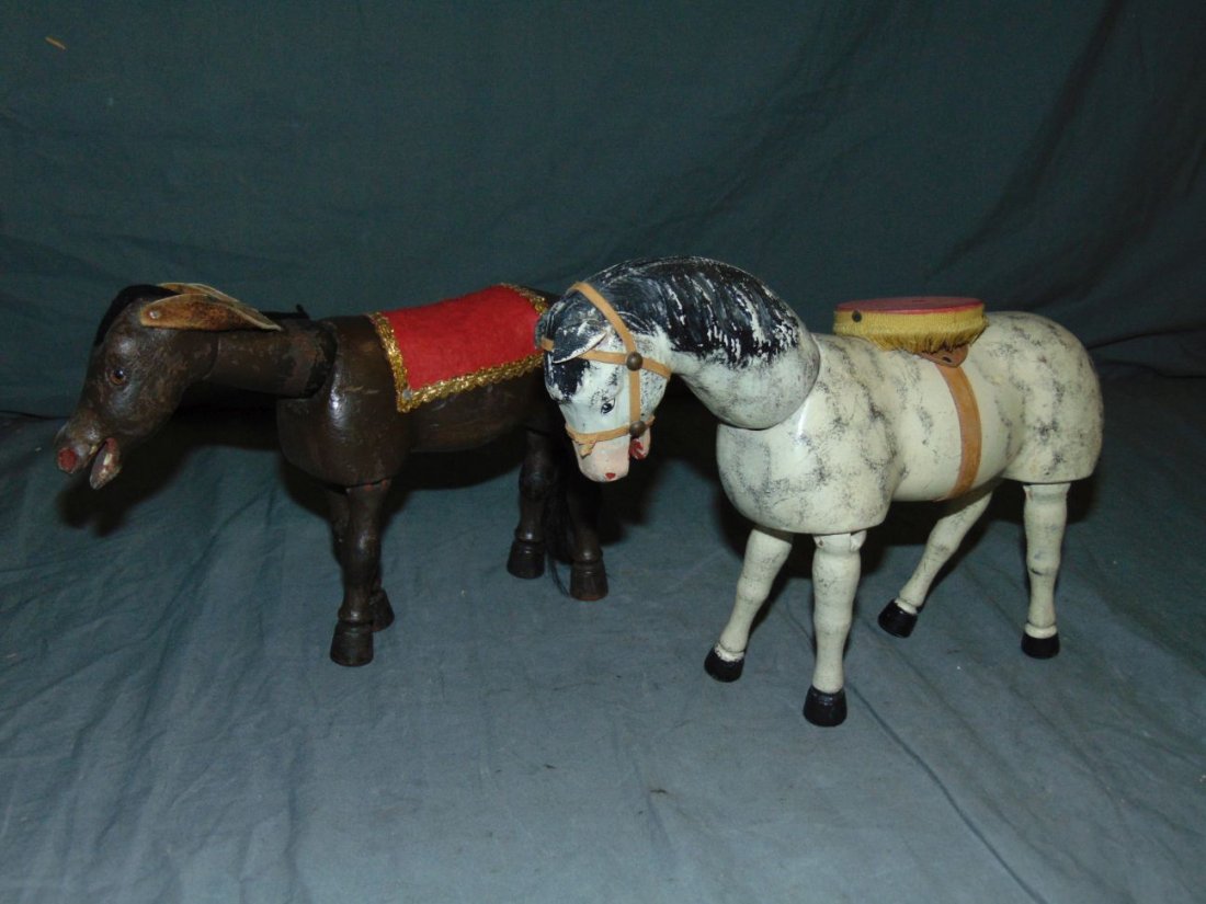 Two Piece Schoenhut Lot. (1 of 5)