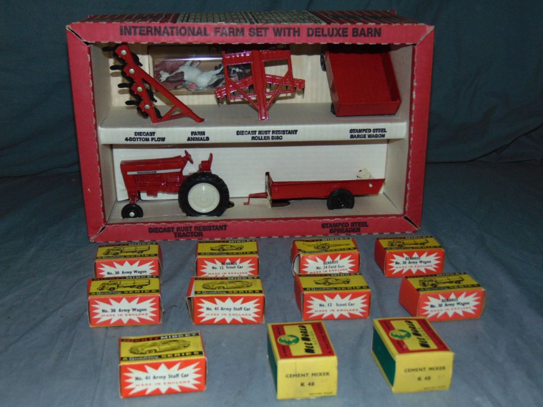 Lot of Vehicles. (1 of 3)