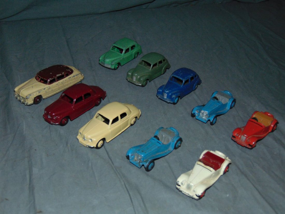10 Piece Dinky Diecast Vehicle Lot (1 of 3)