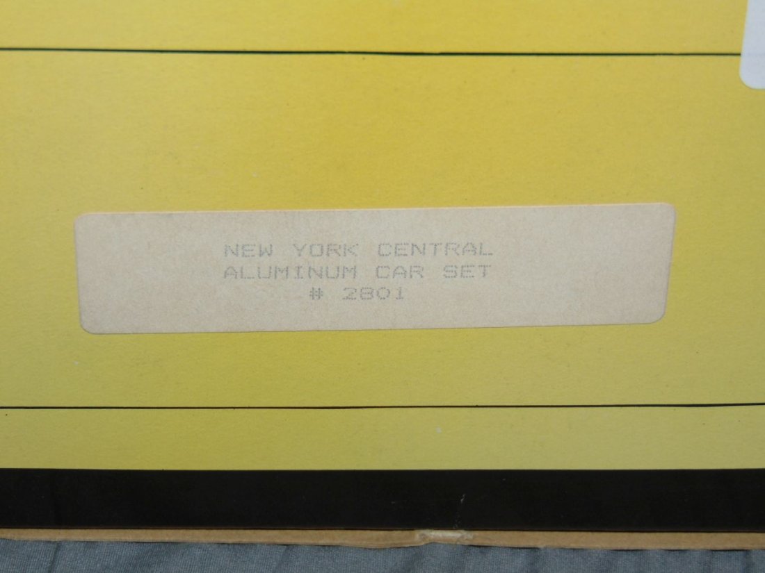 Williams 2801 New York Central Aluminum Car Set (1 of 2)