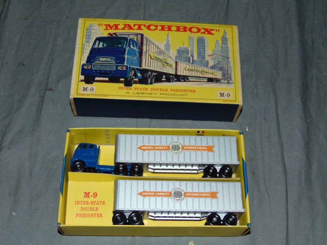 Matchbox M-9 boxed. (1 of 4)