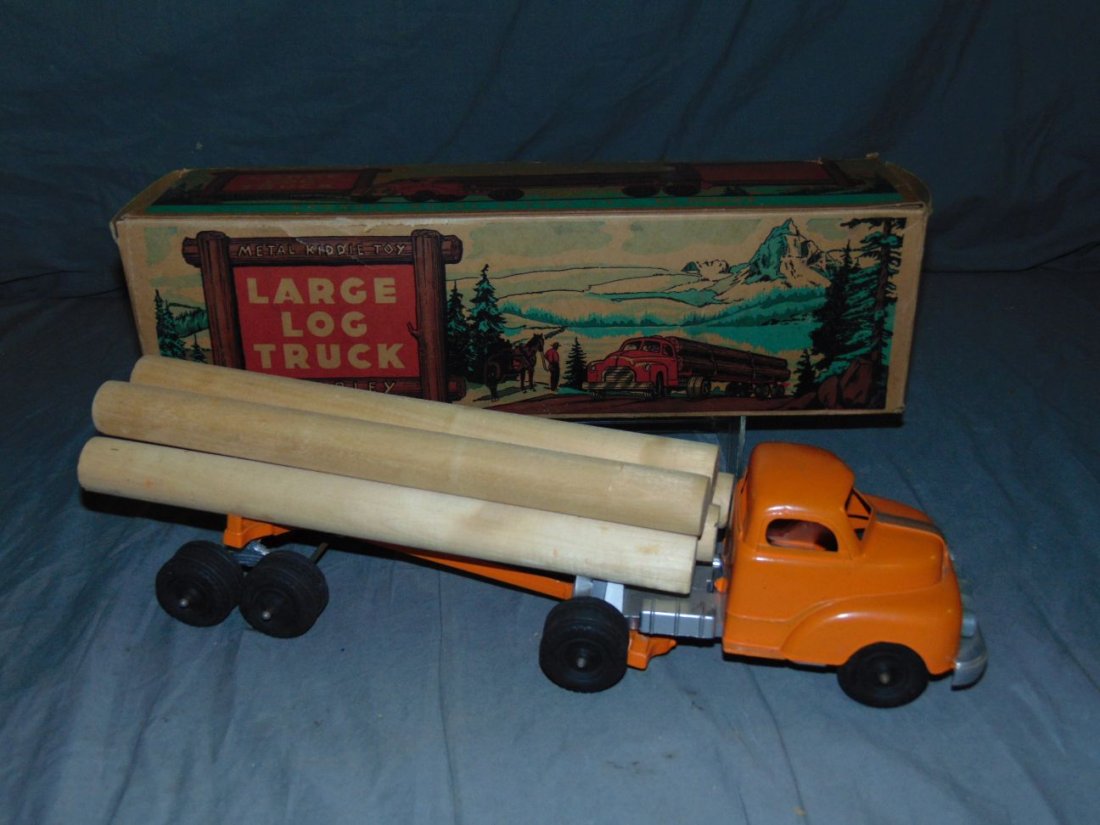 Hubley Large Log Truck Boxed. (1 of 7)
