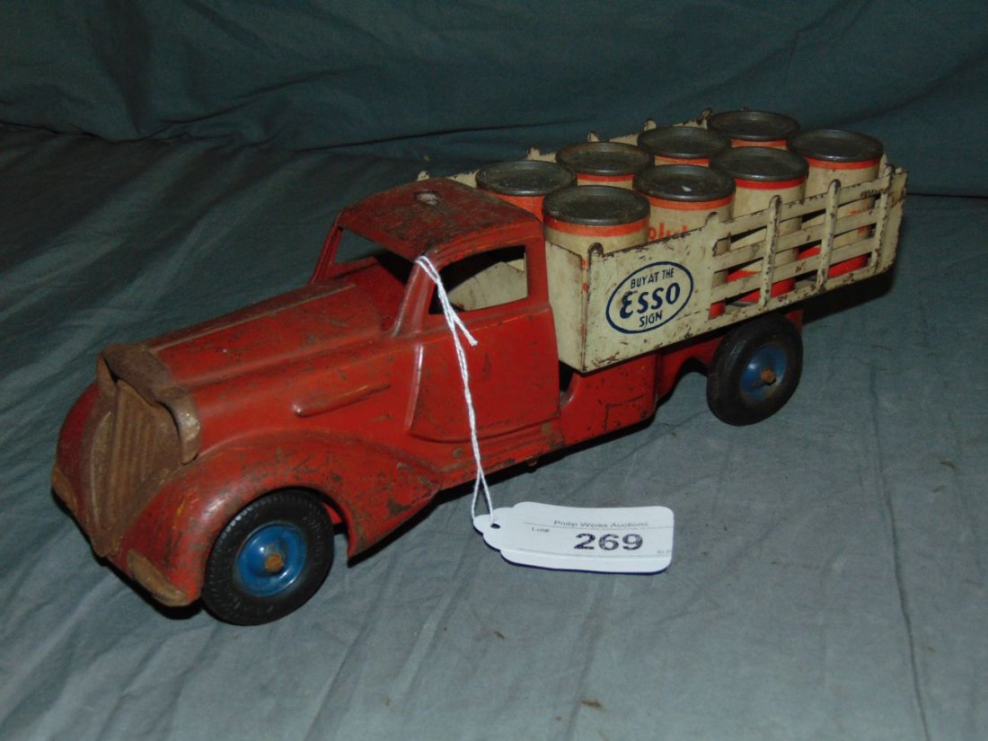 Pressed Steel Metalcraft Esso Barrel Stake Truck (1 of 5)