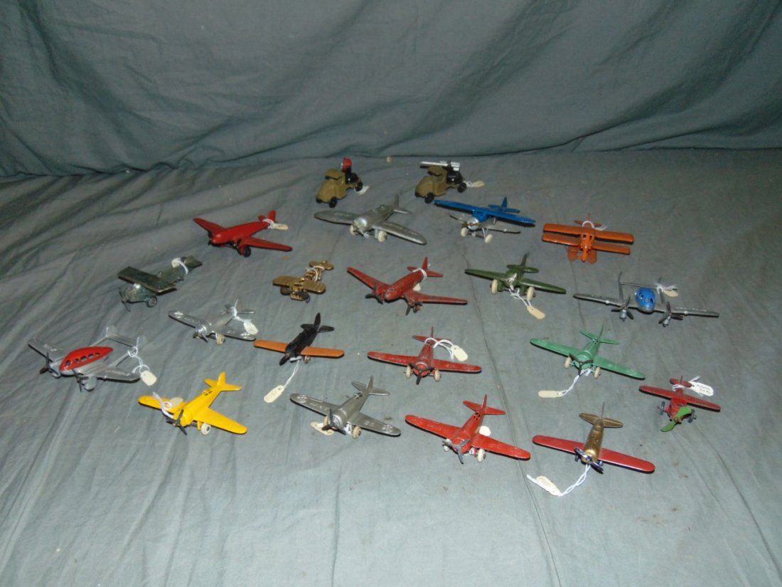 Toy Airplane Lot (1 of 5)