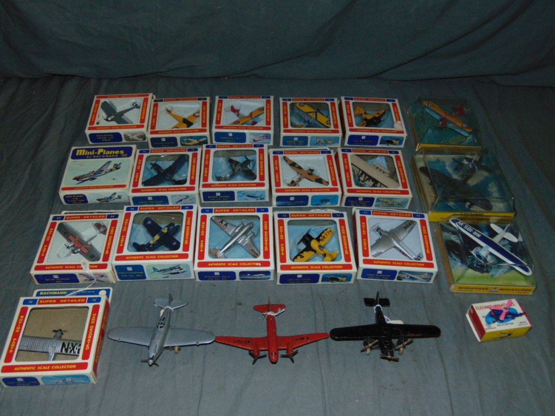 Box Lot of Miniature Toy Airplanes (1 of 5)