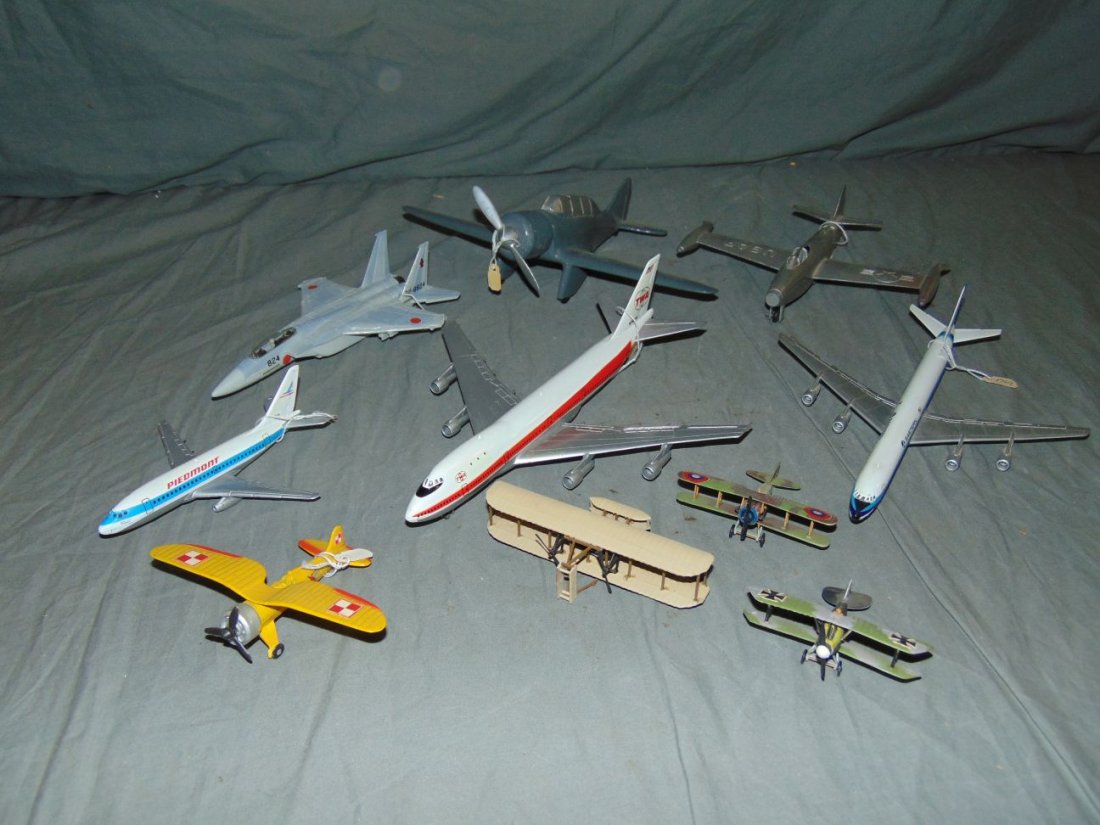 Toy Airplane Lot (1 of 4)