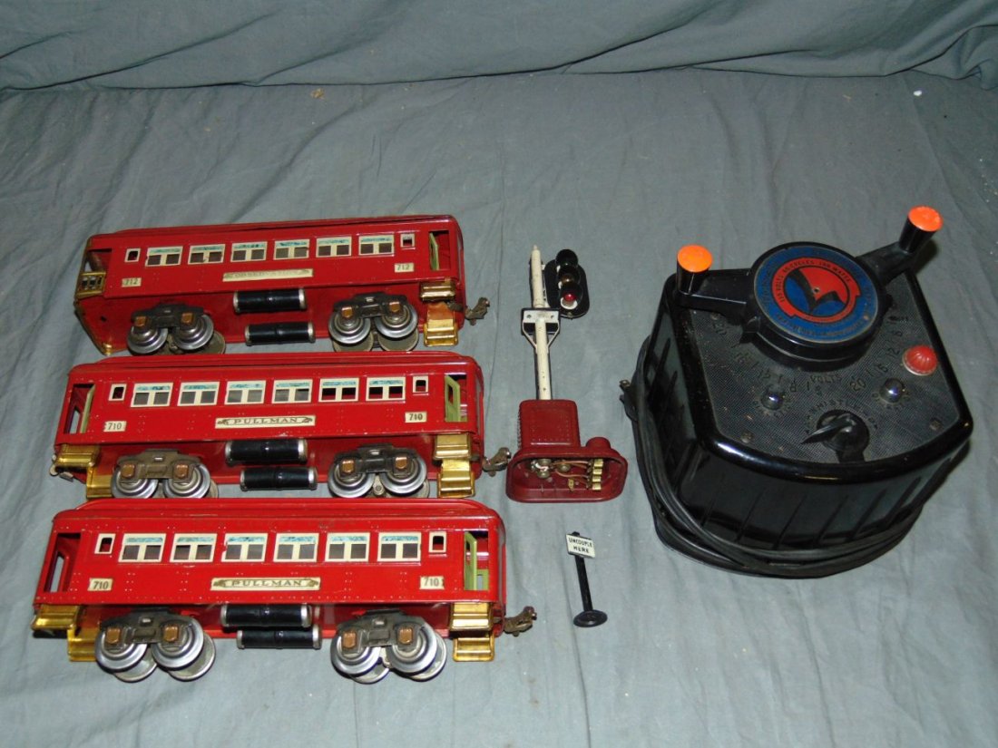 Lionel Train Lot (1 of 3)