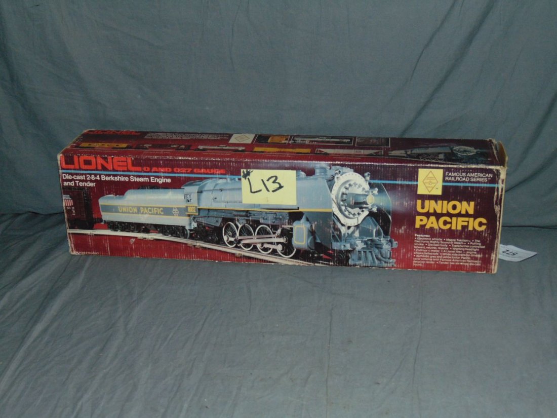 Lionel MPC Union Pacific Steam Loco & Tender (1 of 2)