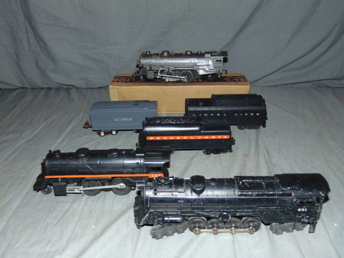Lionel Lot of Steam Locos and Tenders (1 of 2)