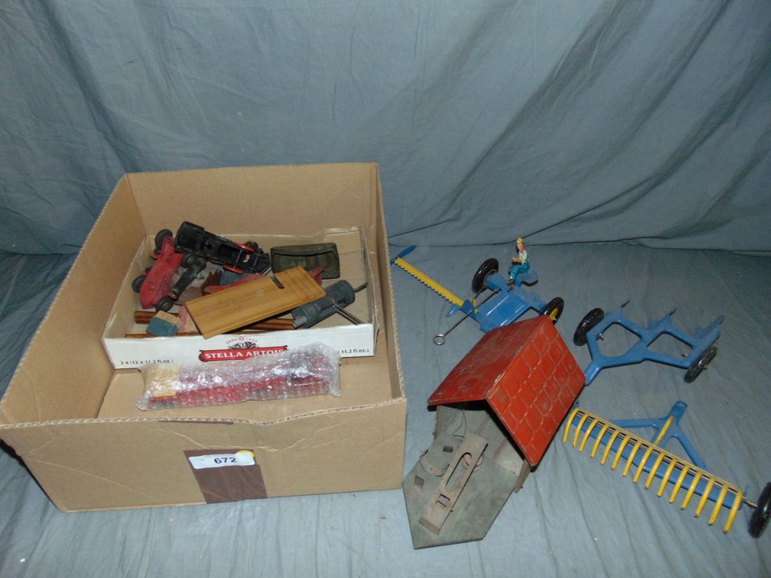 Vintage Miscellaneous Toy Lot (1 of 4)