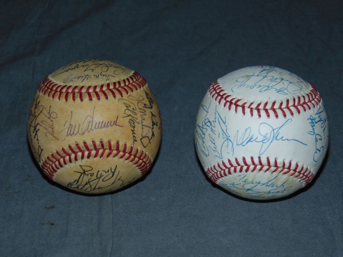 New York Mets Baseball. Lot of Two. (1 of 10)