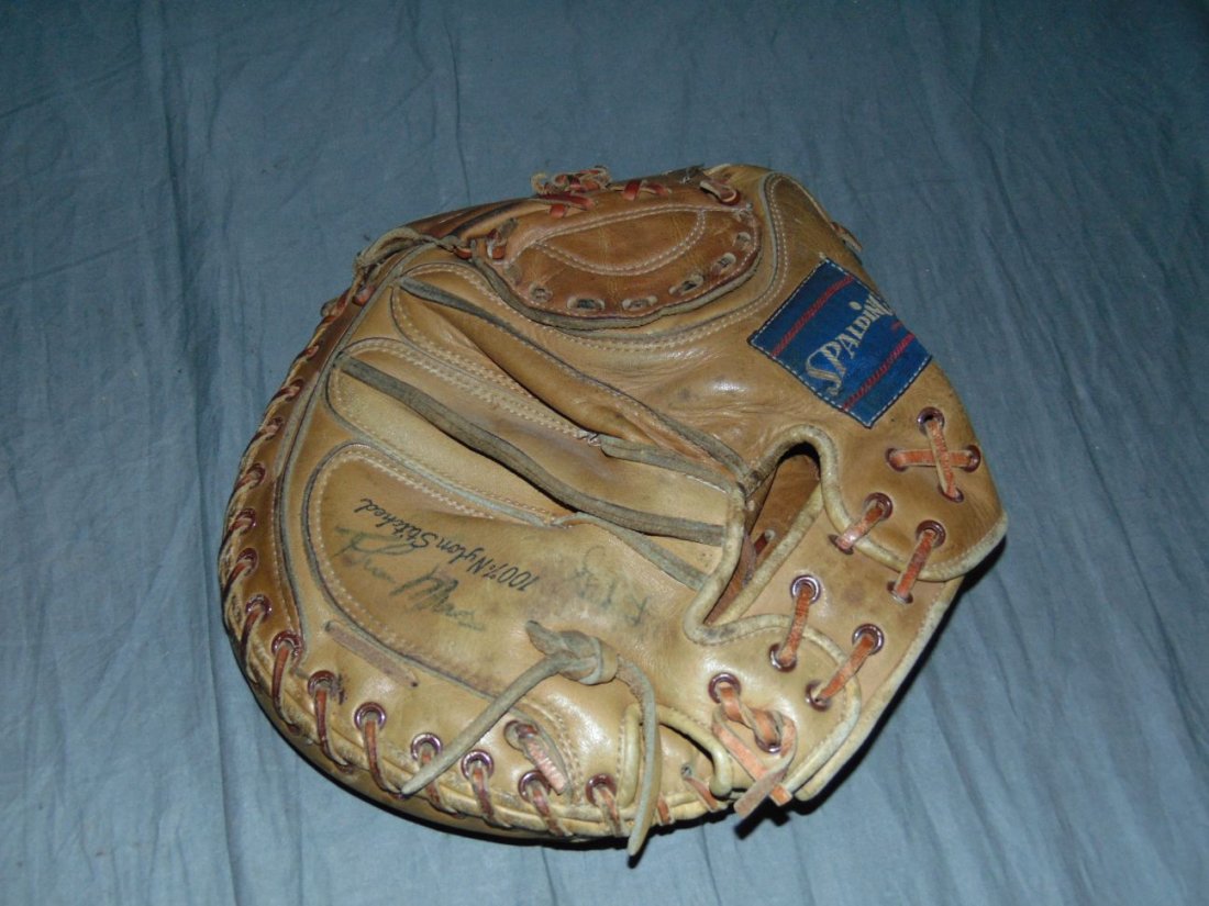 Thurman Munson/Sparky Lyle Signed Catcher's Glove (1 of 6)
