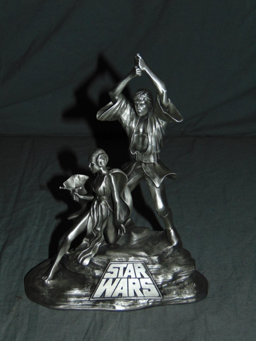 Star Wars Cinemacast Luke & Leia Pewter Statue (1 of 7)