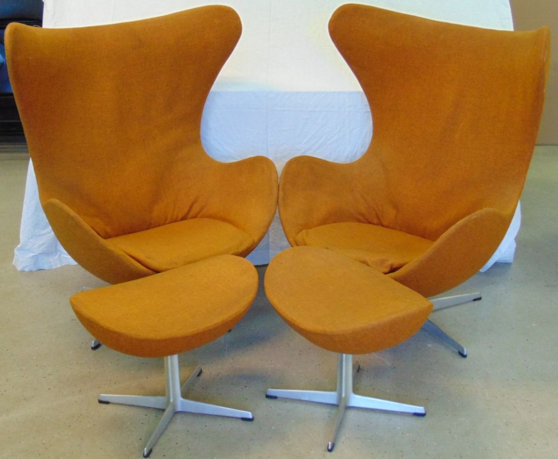 Vtg Pair of Arne Jacobsen Egg Chairs & Ottomans (1 of 7)
