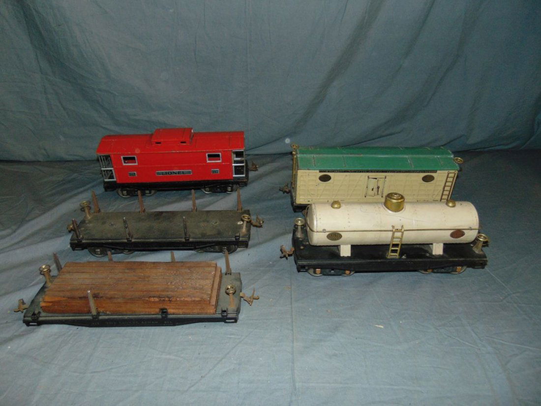 Lionel Prewar Standard Gauge Lot (1 of 3)
