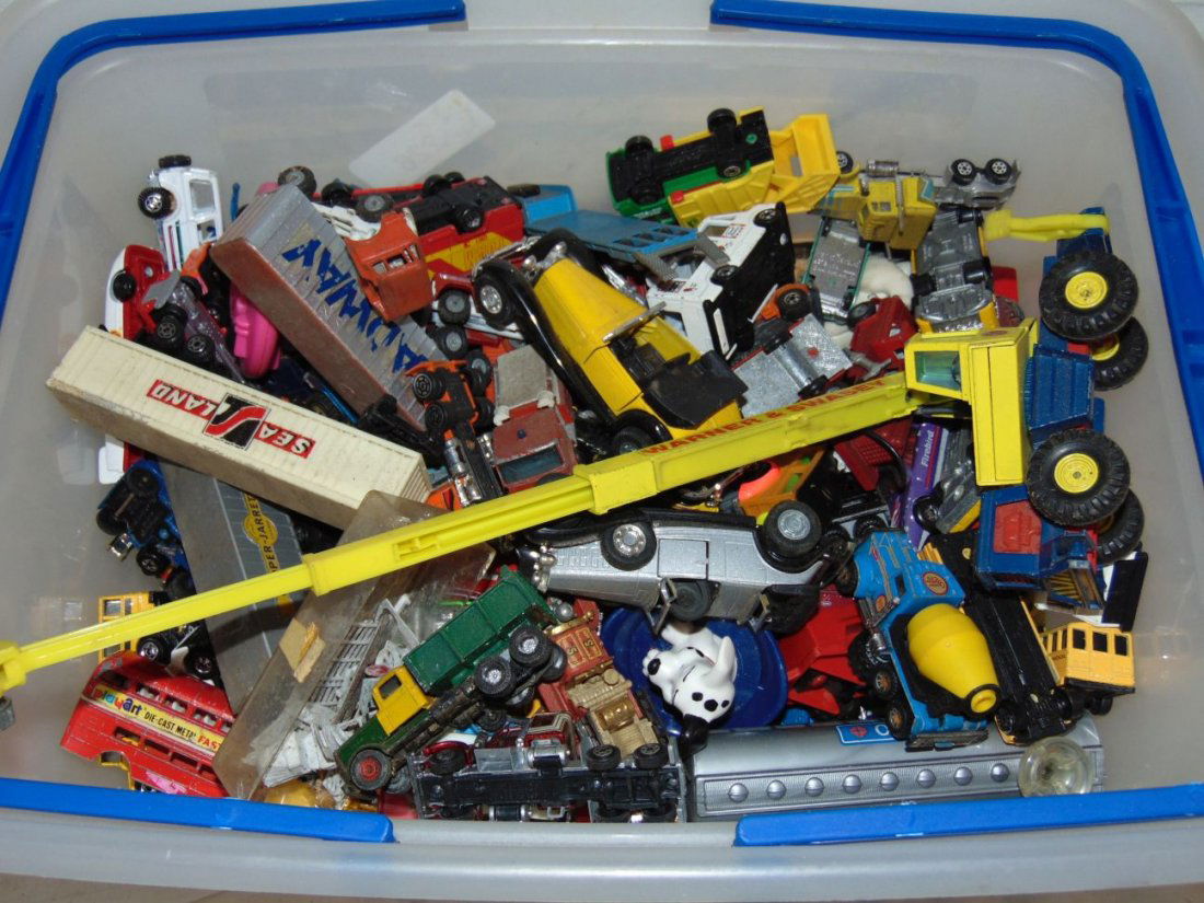 Large Tub of Diecast & Plastic Vehicles (1 of 2)
