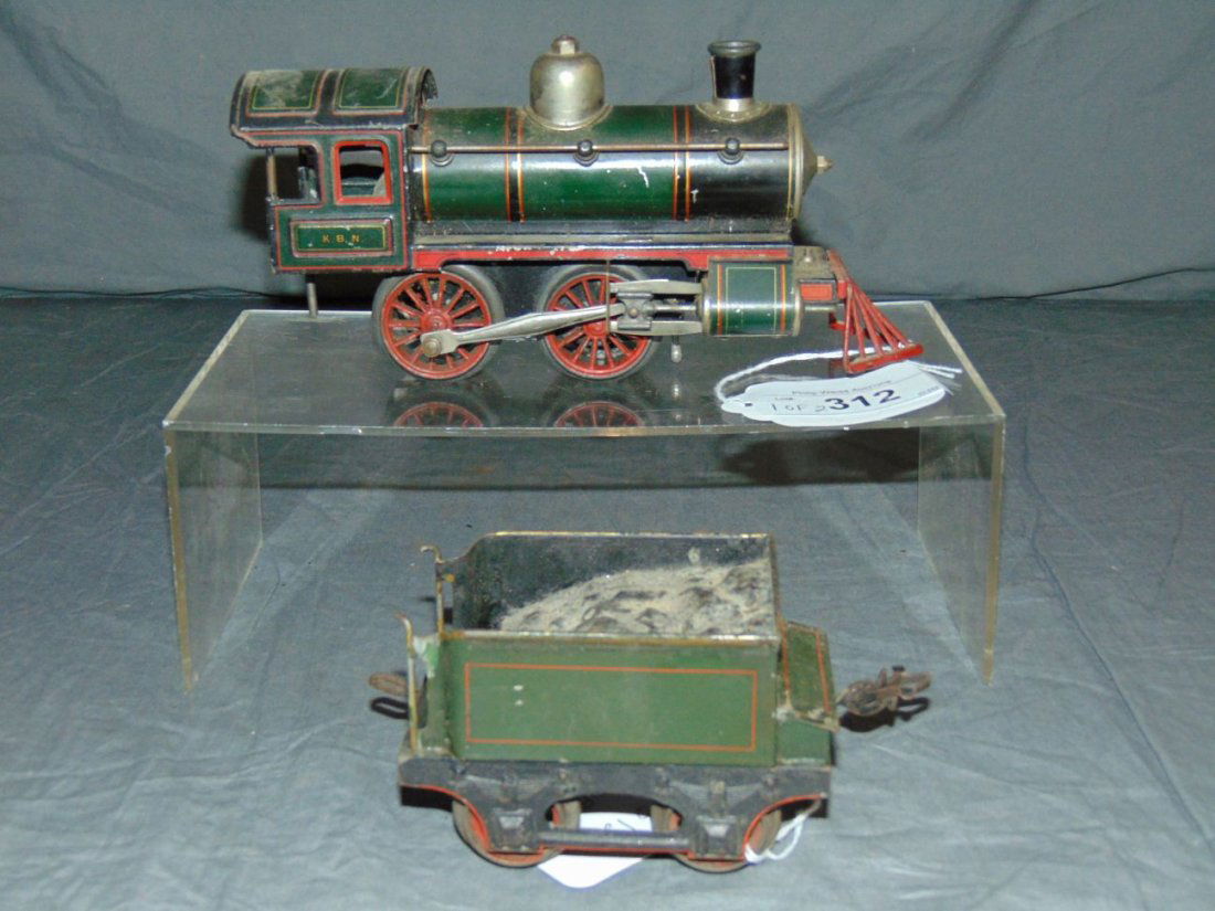 European O Gauge Clockwork Steam Loco & Tender (1 of 7)