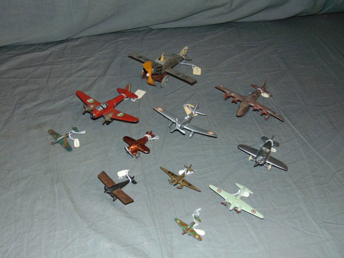 Lot of 11 Assorted Airplanes. (1 of 3)