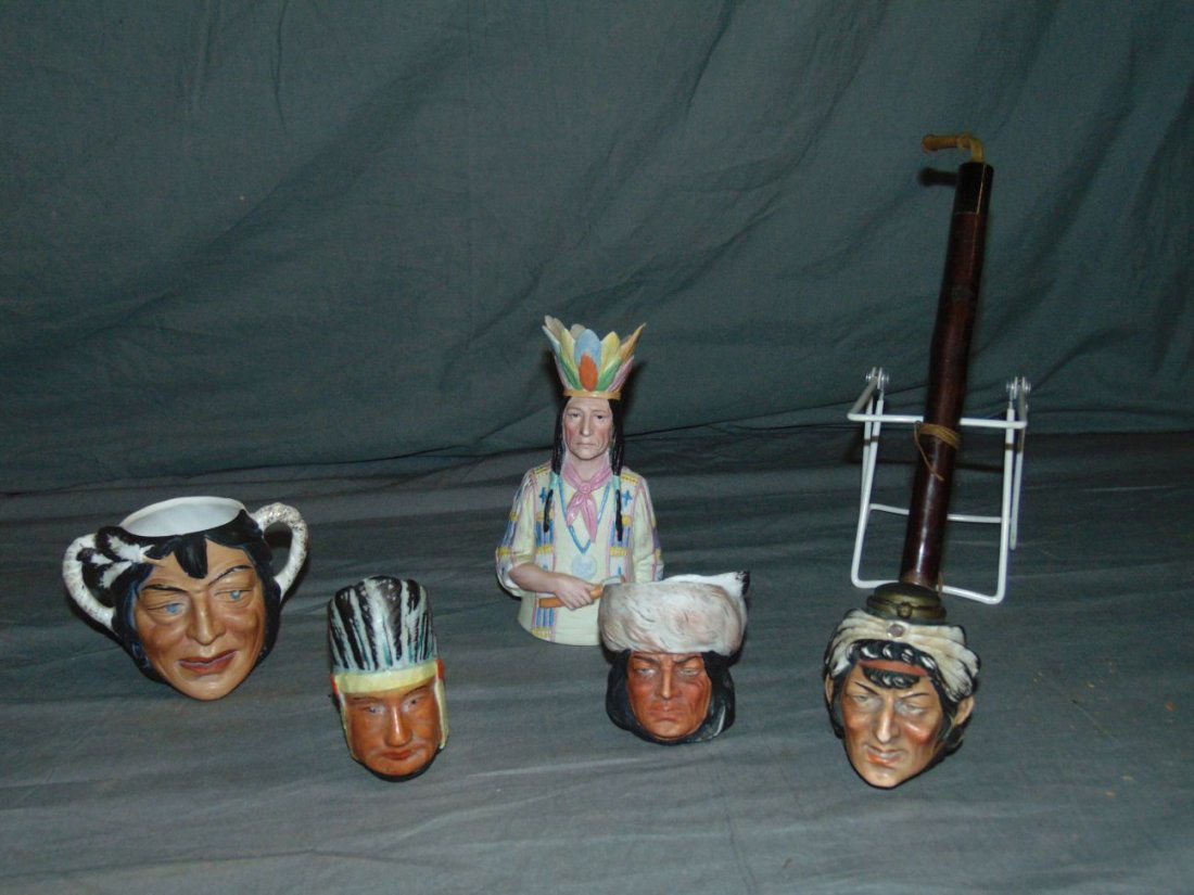 Five Piece Indian Porcelain Lot. (1 of 4)