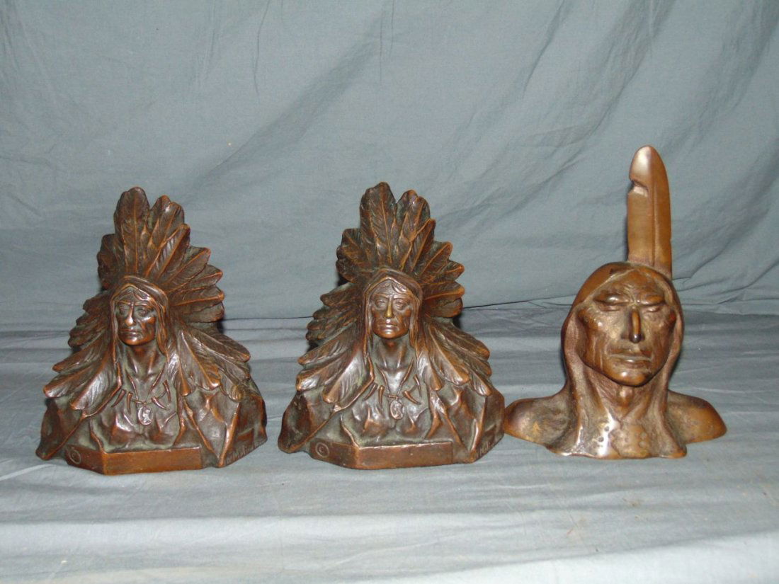 Native American Book End Lot. (1 of 2)