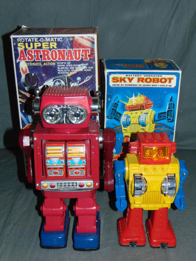 (2) Boxed B/O Robots, Super Astronaut & Sky Robot (1 of 5)