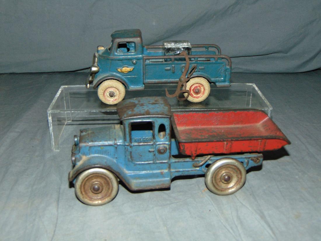 Two Cast Iron Vehicles. (1 of 7)