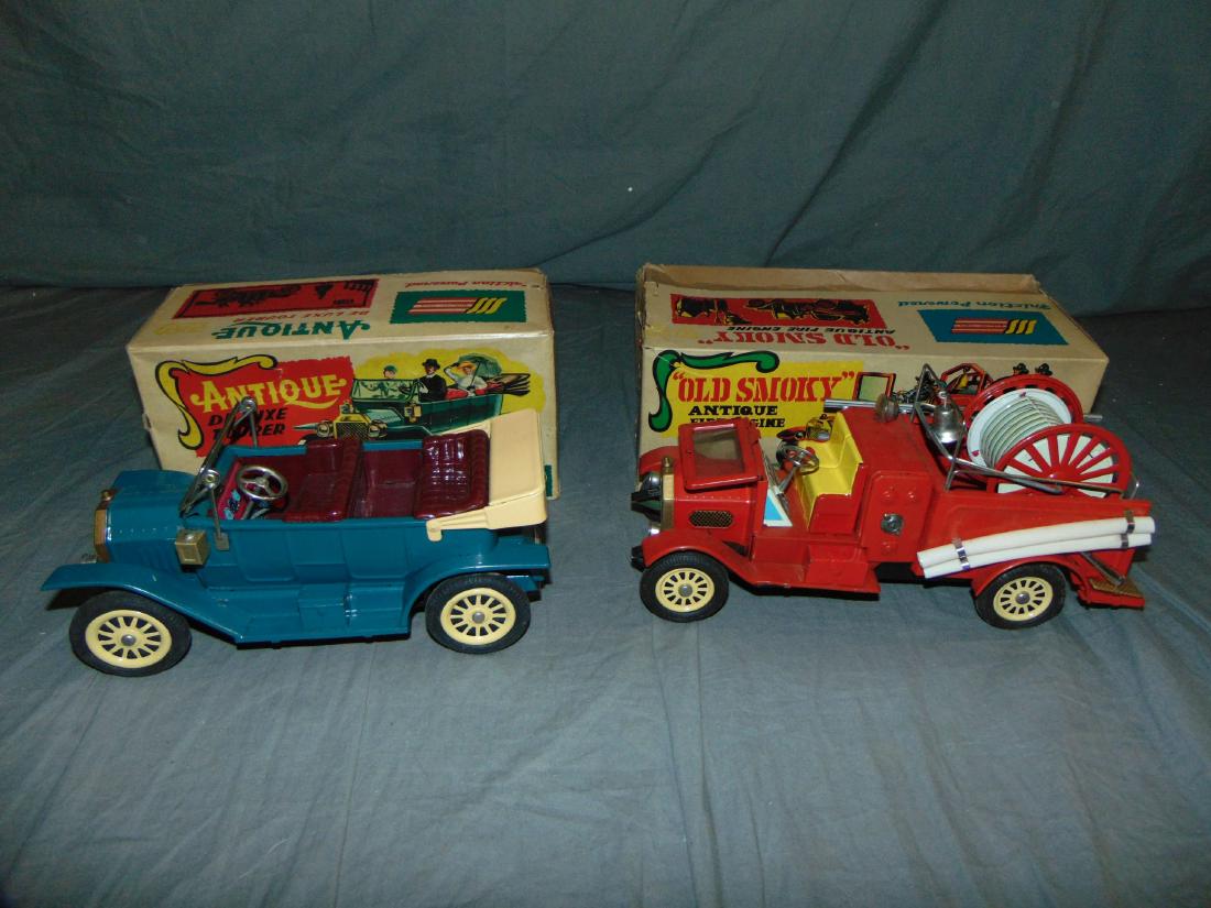 (2) Boxed Friction Antique Vehicles, Japan (1 of 8)