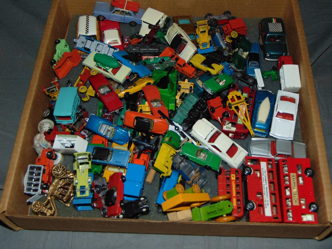 Die Cast Vehicle Lot. (1 of 3)