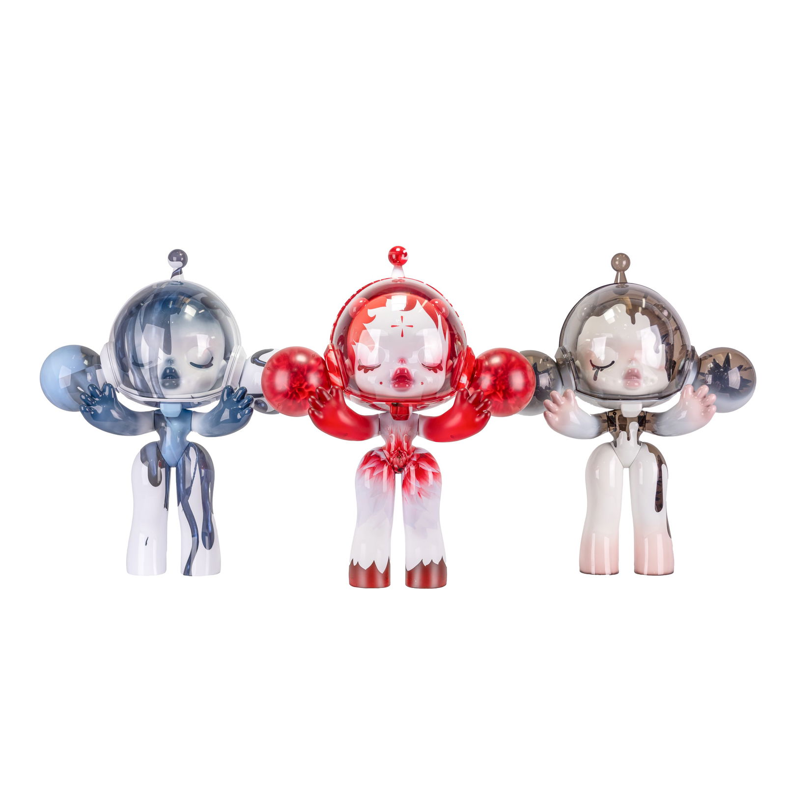 A GROUP OF THREE MEGA COLLECTION LIMITED EDITION SKULLPANDA 1000% FIGURINE: Three mega collection skullpanda 1000% figurines include one limit edition 'Mika Ninagawa', one complex-mega collection 'Thaw', one mega collection ' Between Light and Dark', all of three have removab